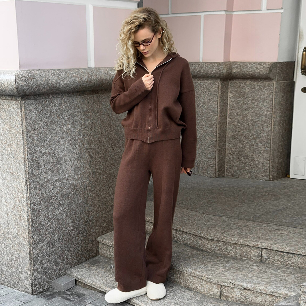 بدلة رياضية بستايل هودي مع سحا - مراجعة Jackets وسعره